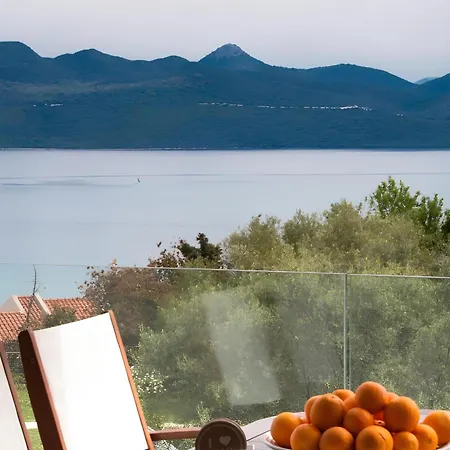 Melodia Lefkada 5 * Nikiana