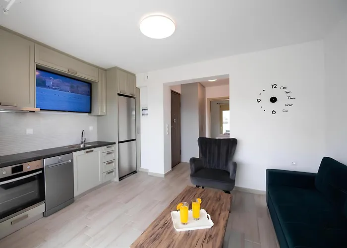 Melodia Lefkada 5 * Никиана
